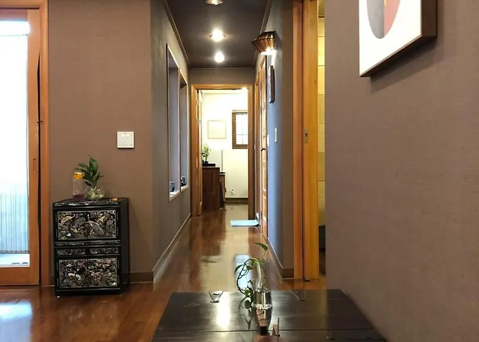 홍대 인타이얼 하우스 B&B *